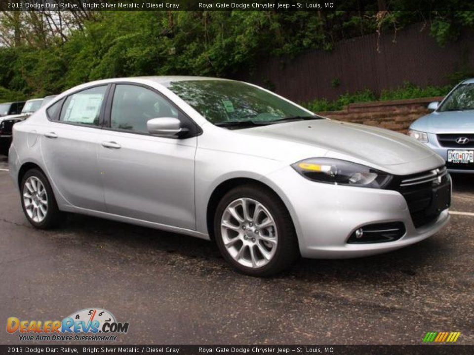 Front 3/4 View of 2013 Dodge Dart Rallye Photo #2