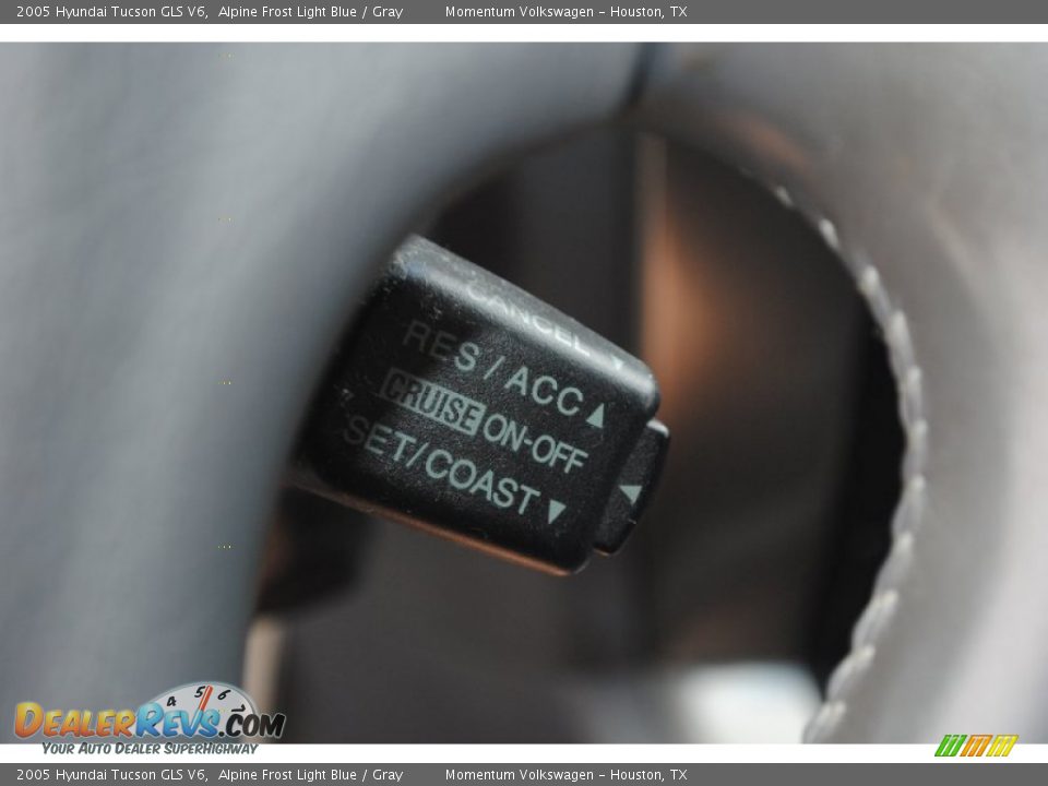 2005 Hyundai Tucson GLS V6 Alpine Frost Light Blue / Gray Photo #26
