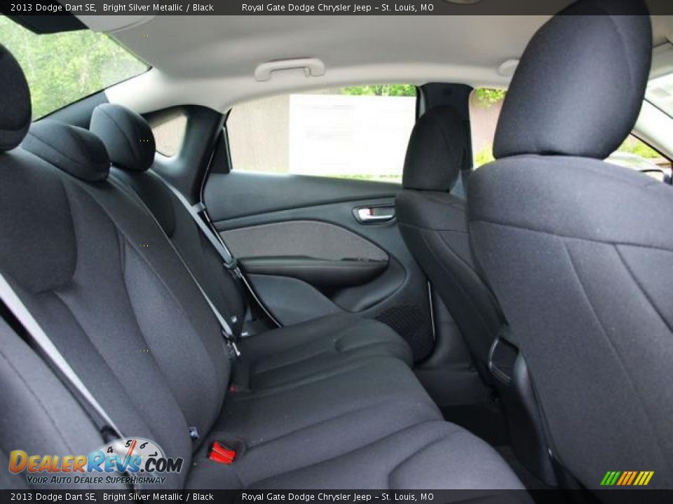 2013 Dodge Dart SE Bright Silver Metallic / Black Photo #4