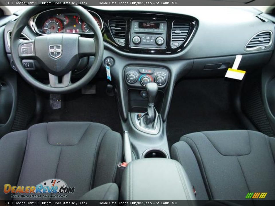 2013 Dodge Dart SE Bright Silver Metallic / Black Photo #5