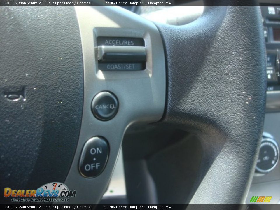 2010 Nissan Sentra 2.0 SR Super Black / Charcoal Photo #22