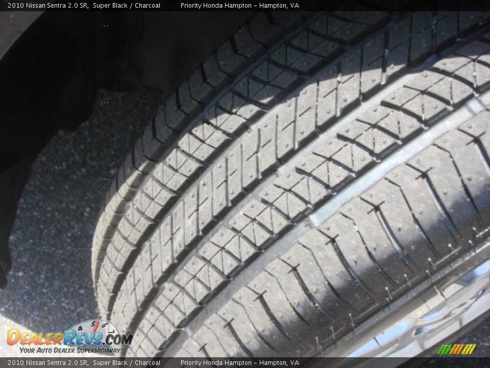 2010 Nissan Sentra 2.0 SR Super Black / Charcoal Photo #23