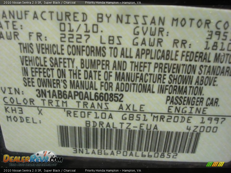 2010 Nissan Sentra 2.0 SR Super Black / Charcoal Photo #25