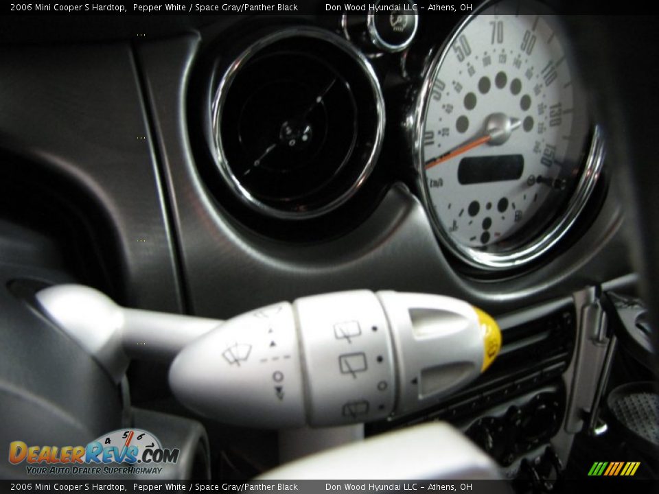 2006 Mini Cooper S Hardtop Pepper White / Space Gray/Panther Black Photo #15
