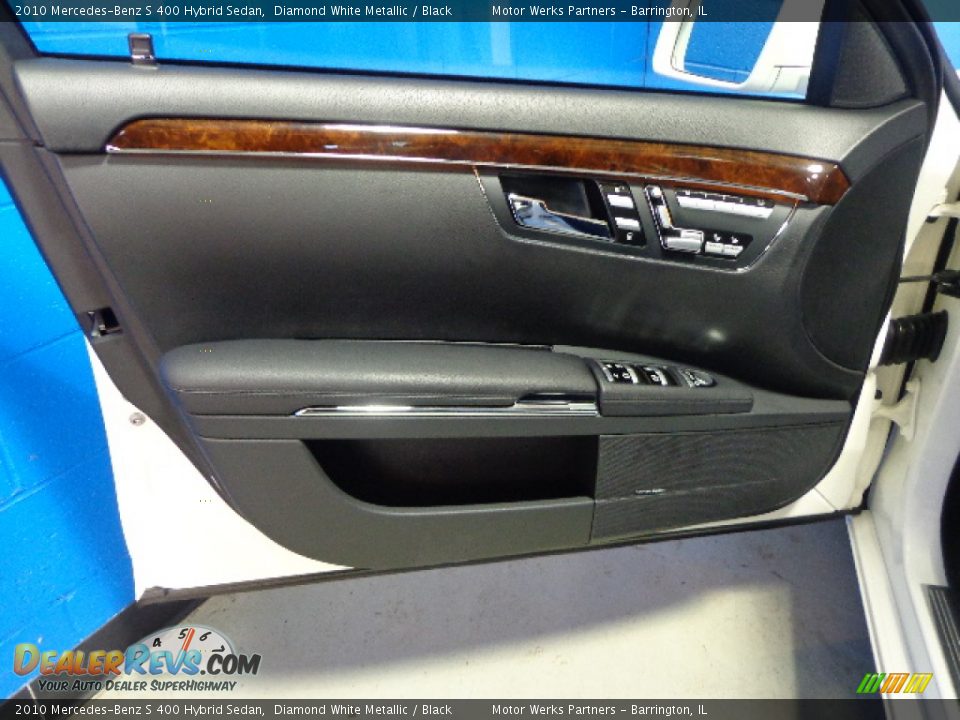 2010 Mercedes-Benz S 400 Hybrid Sedan Diamond White Metallic / Black Photo #17