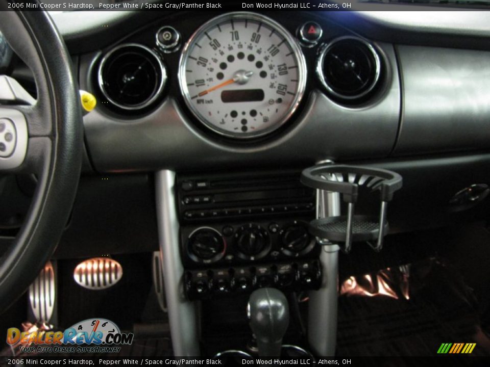 2006 Mini Cooper S Hardtop Pepper White / Space Gray/Panther Black Photo #19