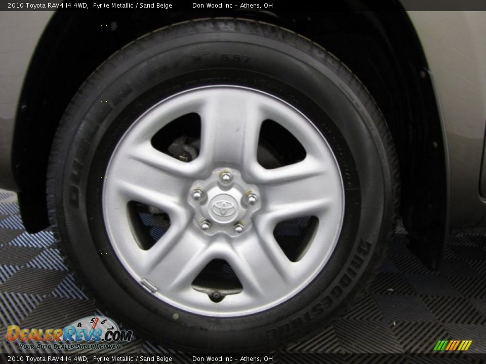 2010 Toyota RAV4 I4 4WD Pyrite Metallic / Sand Beige Photo #24