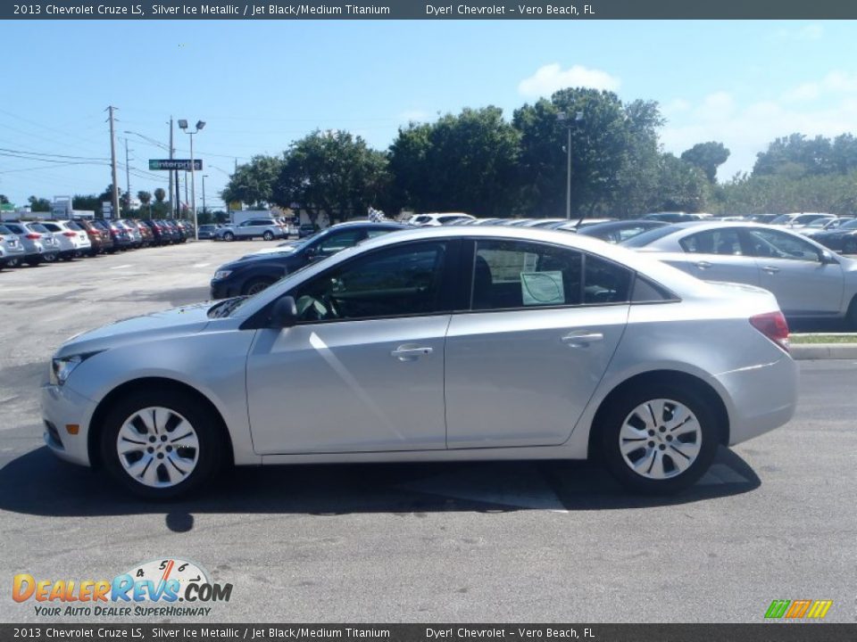 2013 Chevrolet Cruze LS Silver Ice Metallic / Jet Black/Medium Titanium Photo #3