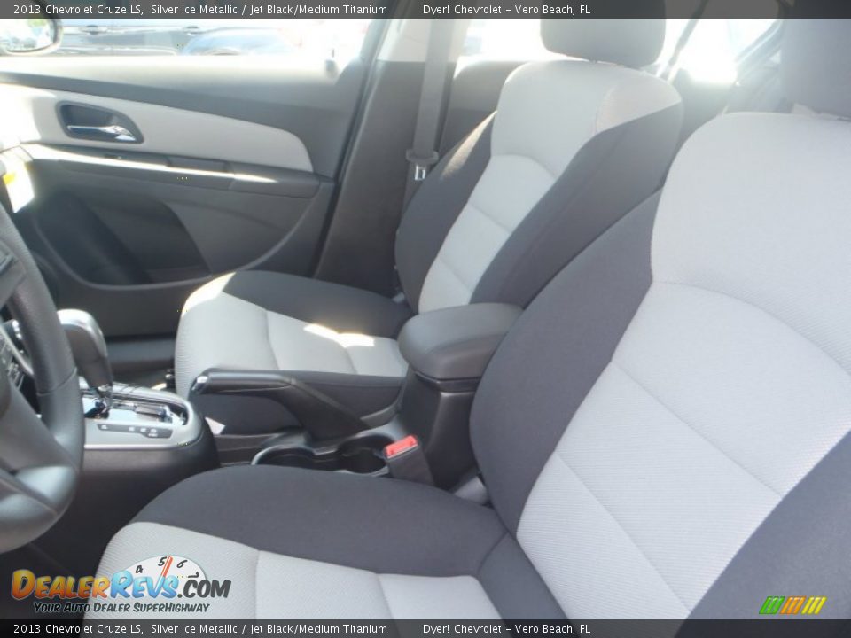 2013 Chevrolet Cruze LS Silver Ice Metallic / Jet Black/Medium Titanium Photo #9