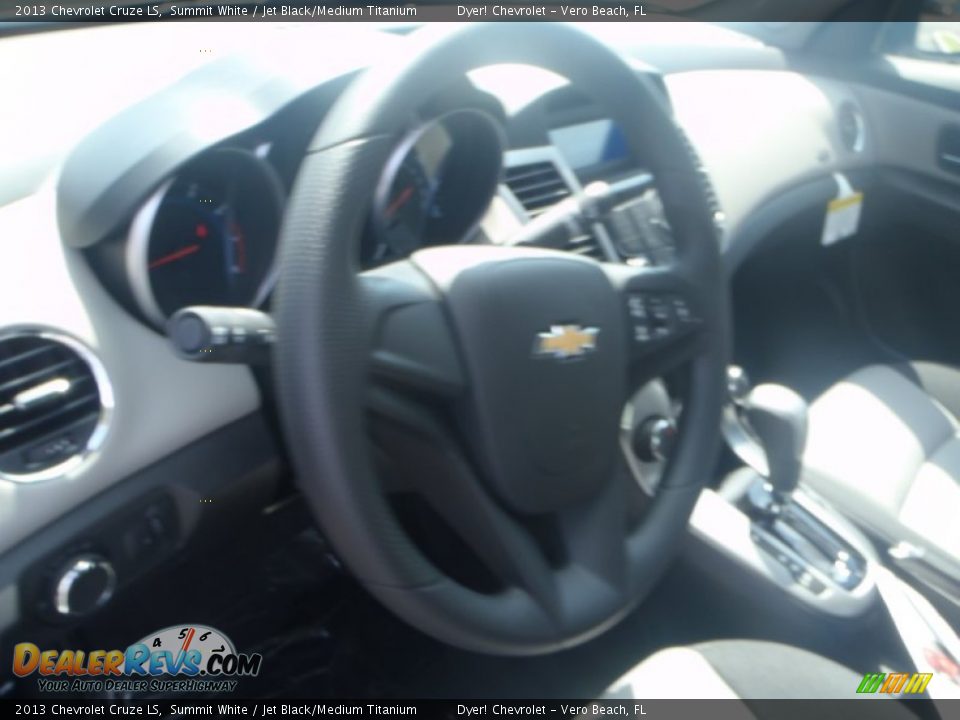 2013 Chevrolet Cruze LS Summit White / Jet Black/Medium Titanium Photo #10