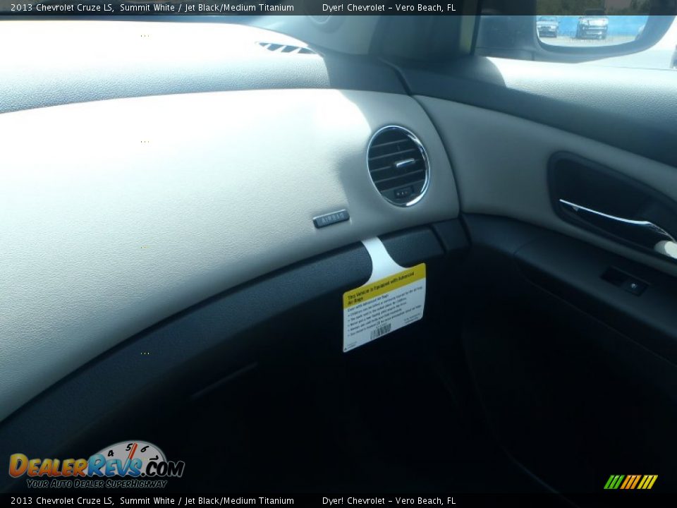 2013 Chevrolet Cruze LS Summit White / Jet Black/Medium Titanium Photo #14
