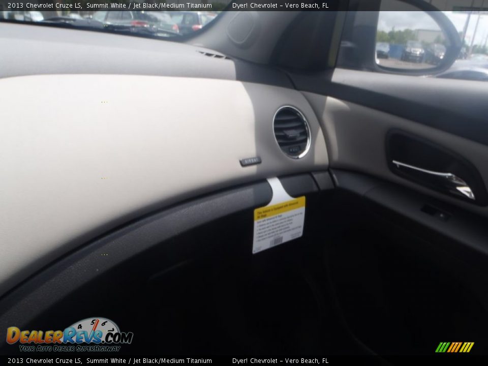 2013 Chevrolet Cruze LS Summit White / Jet Black/Medium Titanium Photo #13