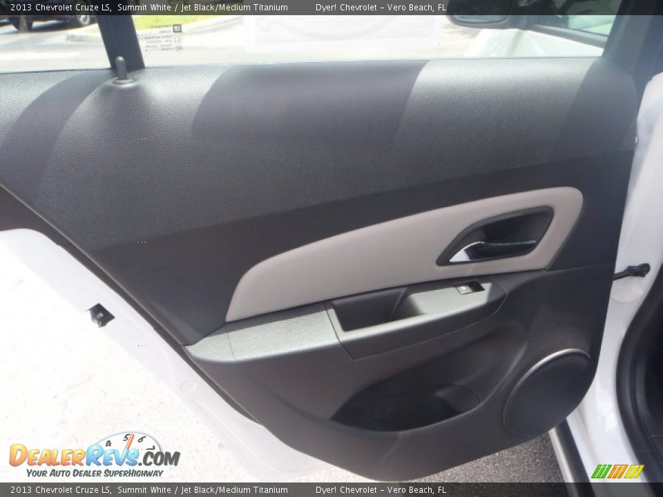 2013 Chevrolet Cruze LS Summit White / Jet Black/Medium Titanium Photo #14