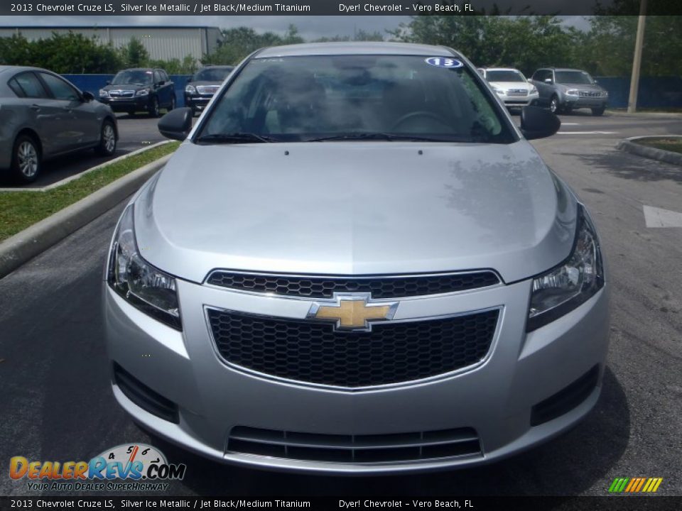 2013 Chevrolet Cruze LS Silver Ice Metallic / Jet Black/Medium Titanium Photo #2