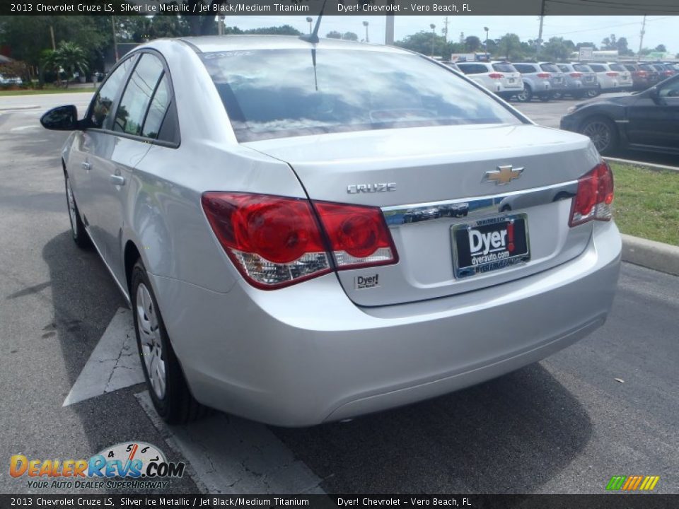 2013 Chevrolet Cruze LS Silver Ice Metallic / Jet Black/Medium Titanium Photo #4