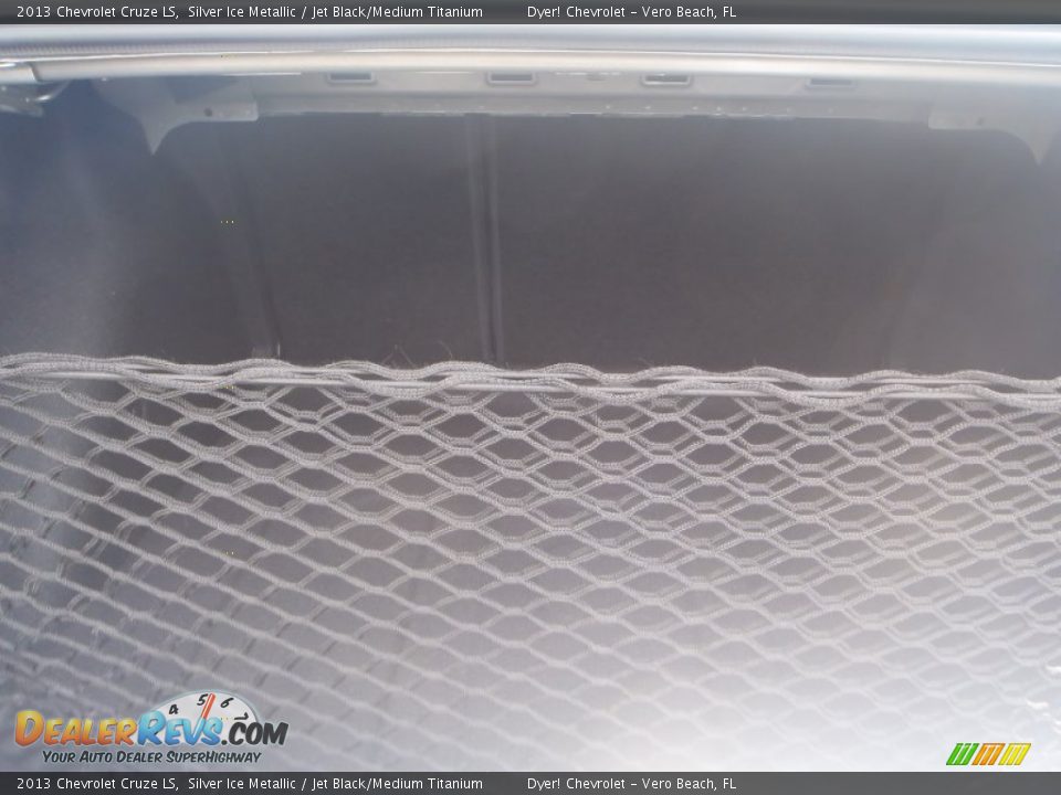 2013 Chevrolet Cruze LS Silver Ice Metallic / Jet Black/Medium Titanium Photo #16