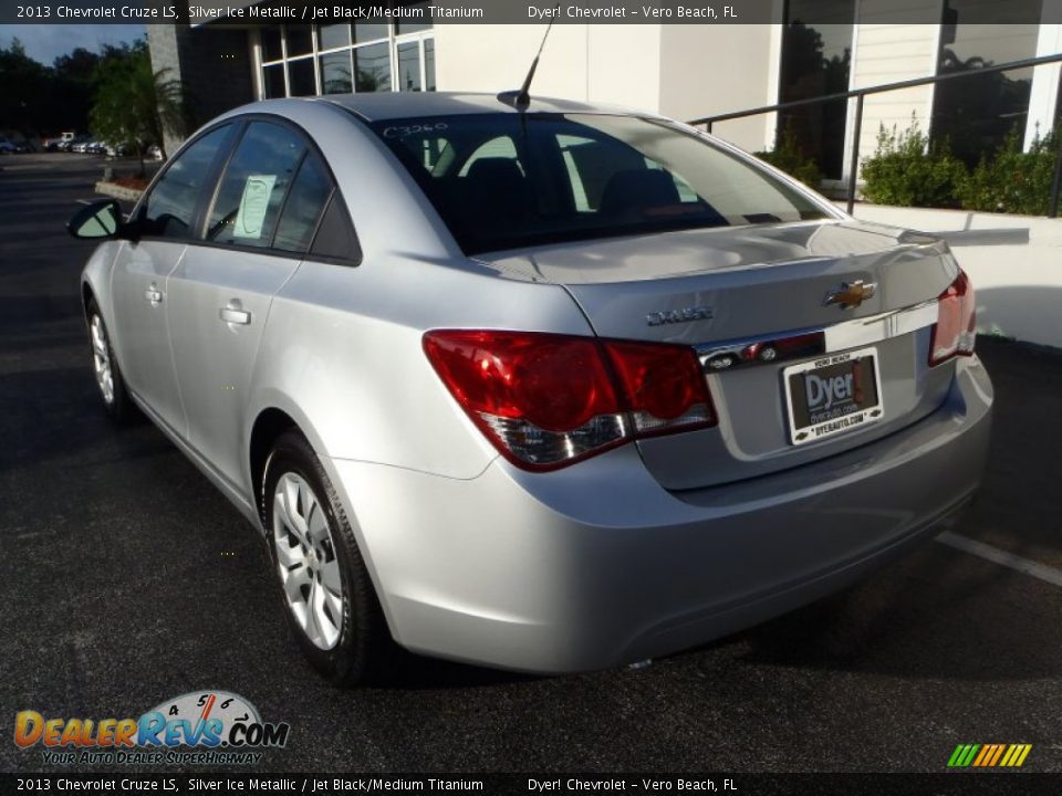 2013 Chevrolet Cruze LS Silver Ice Metallic / Jet Black/Medium Titanium Photo #4