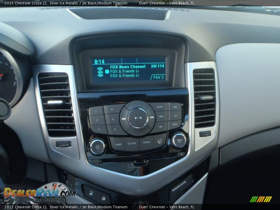 2013 Chevrolet Cruze LS Silver Ice Metallic / Jet Black/Medium Titanium Photo #13