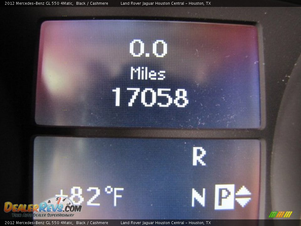 2012 Mercedes-Benz GL 550 4Matic Black / Cashmere Photo #18