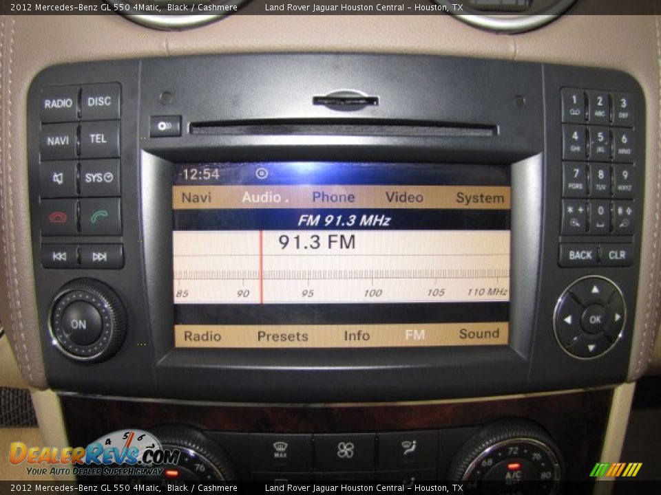2012 Mercedes-Benz GL 550 4Matic Black / Cashmere Photo #20