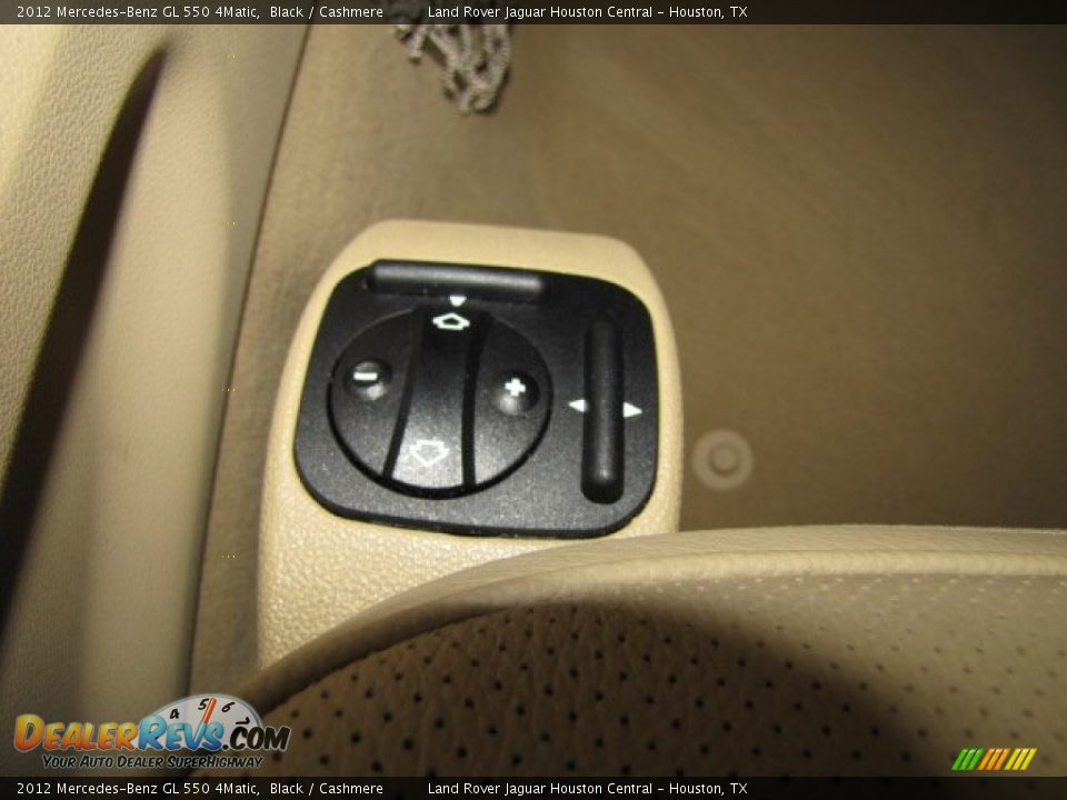 2012 Mercedes-Benz GL 550 4Matic Black / Cashmere Photo #27