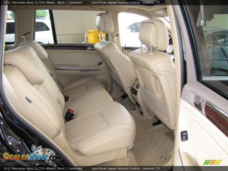 2012 Mercedes-Benz GL 550 4Matic Black / Cashmere Photo #30