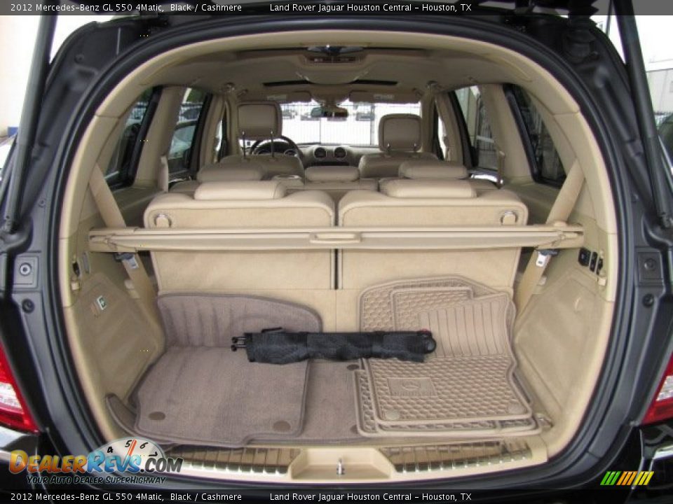 2012 Mercedes-Benz GL 550 4Matic Black / Cashmere Photo #36