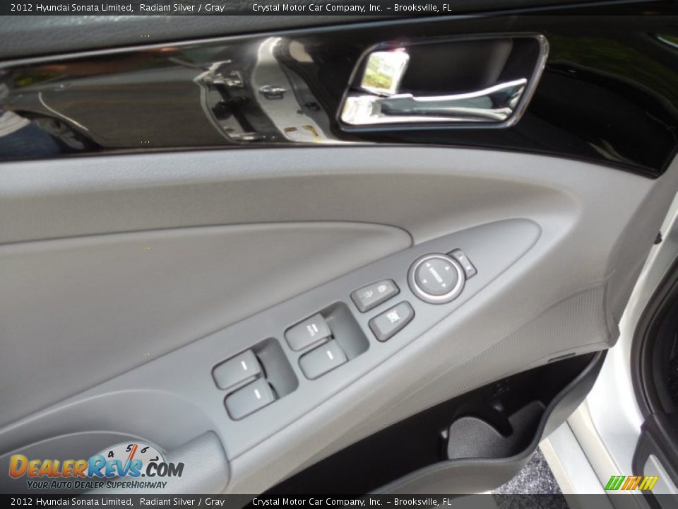 2012 Hyundai Sonata Limited Radiant Silver / Gray Photo #17