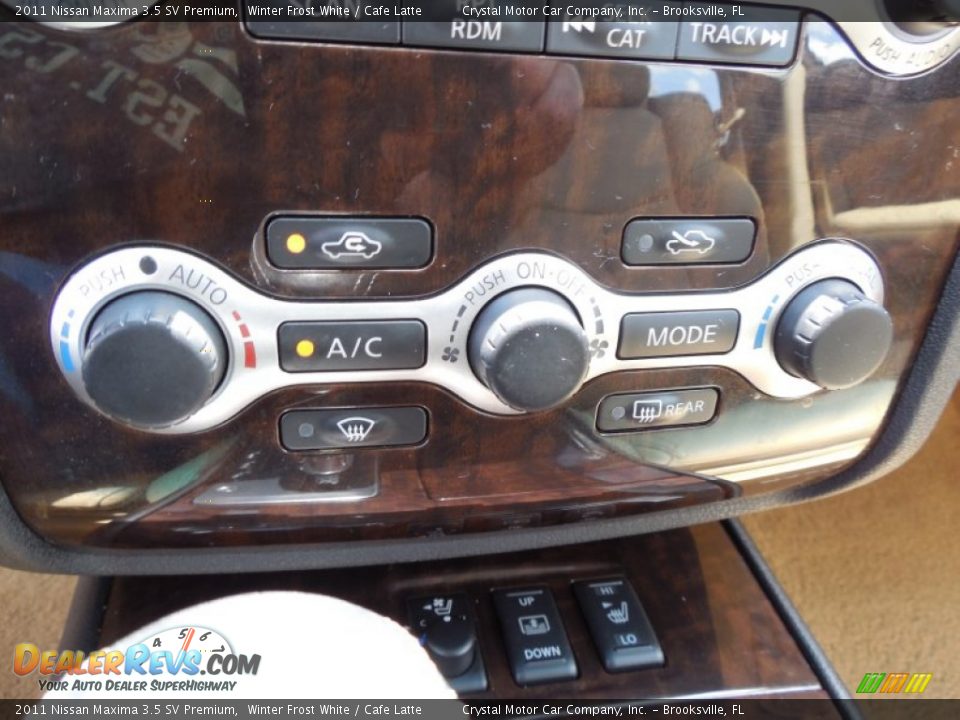 2011 Nissan Maxima 3.5 SV Premium Winter Frost White / Cafe Latte Photo #21