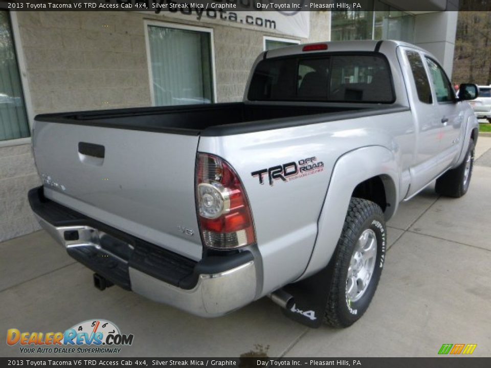 2013 Toyota Tacoma V6 TRD Access Cab 4x4 Silver Streak Mica / Graphite Photo #2