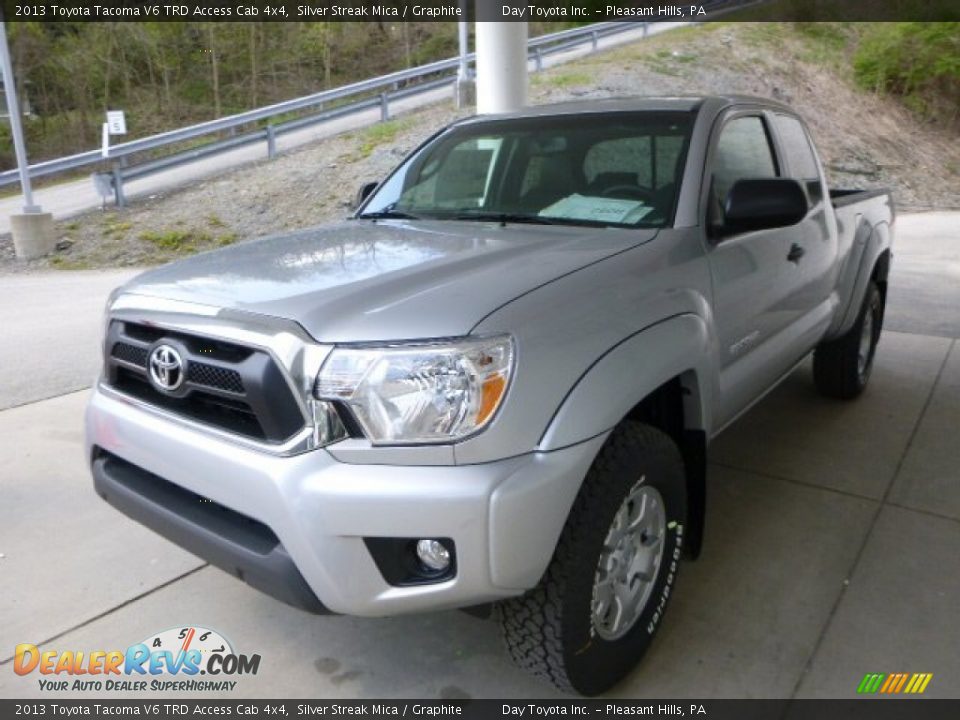 2013 Toyota Tacoma V6 TRD Access Cab 4x4 Silver Streak Mica / Graphite Photo #5