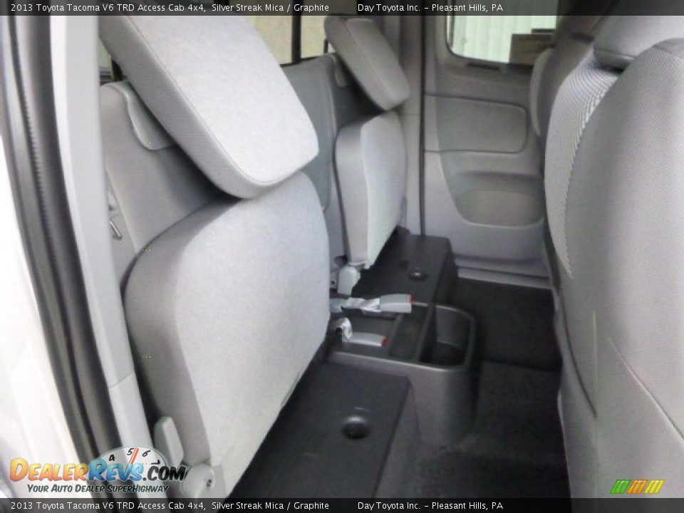 2013 Toyota Tacoma V6 TRD Access Cab 4x4 Silver Streak Mica / Graphite Photo #12