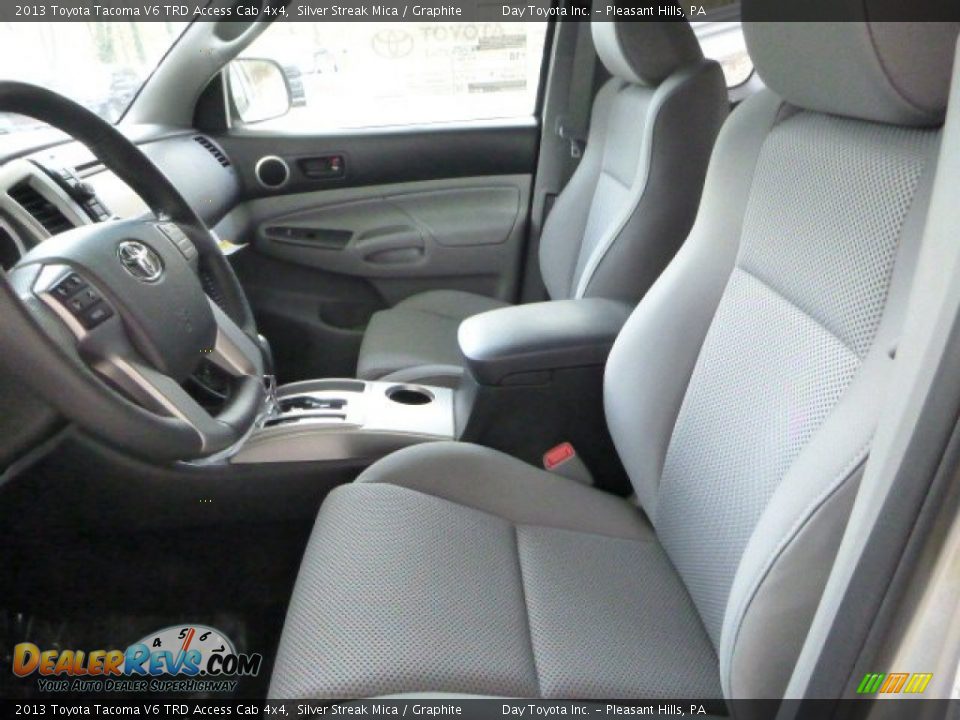 2013 Toyota Tacoma V6 TRD Access Cab 4x4 Silver Streak Mica / Graphite Photo #13