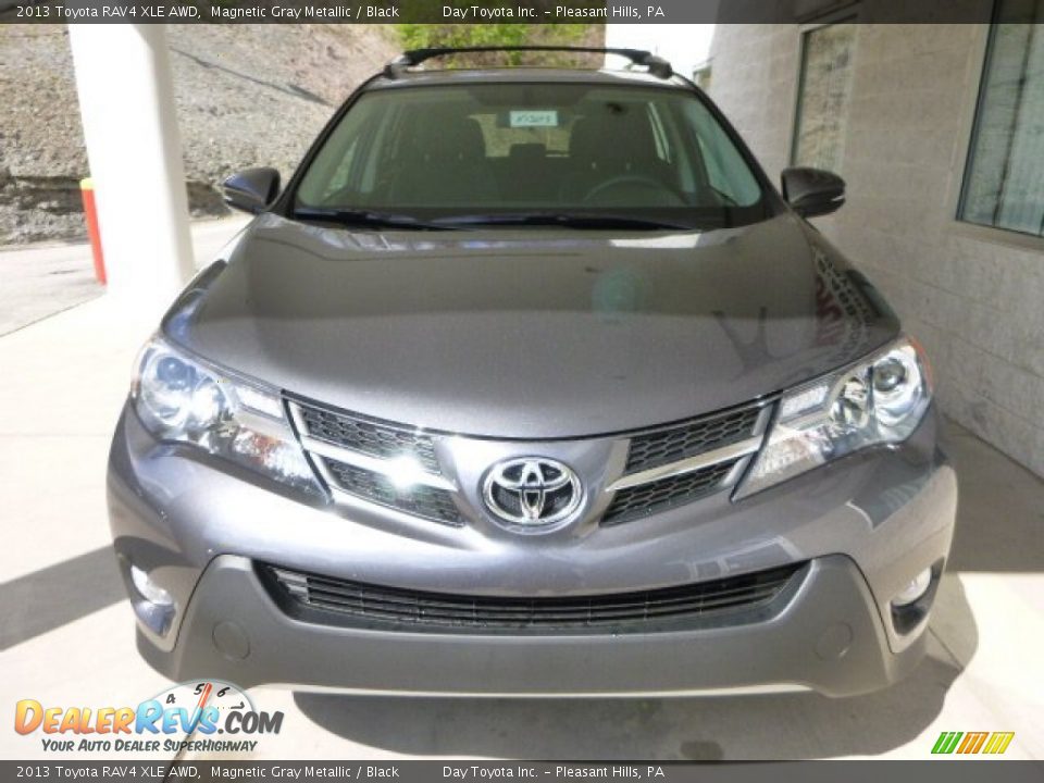 2013 Toyota RAV4 XLE AWD Magnetic Gray Metallic / Black Photo #6