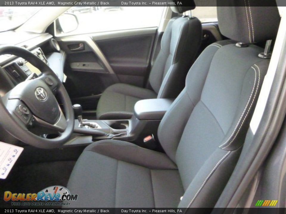 2013 Toyota RAV4 XLE AWD Magnetic Gray Metallic / Black Photo #13
