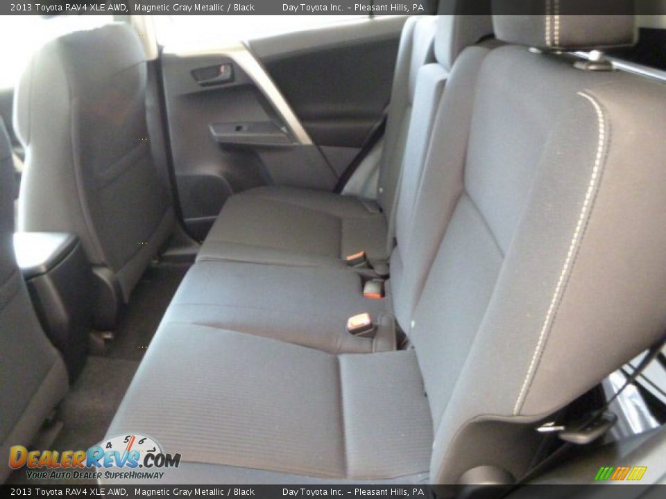 2013 Toyota RAV4 XLE AWD Magnetic Gray Metallic / Black Photo #15