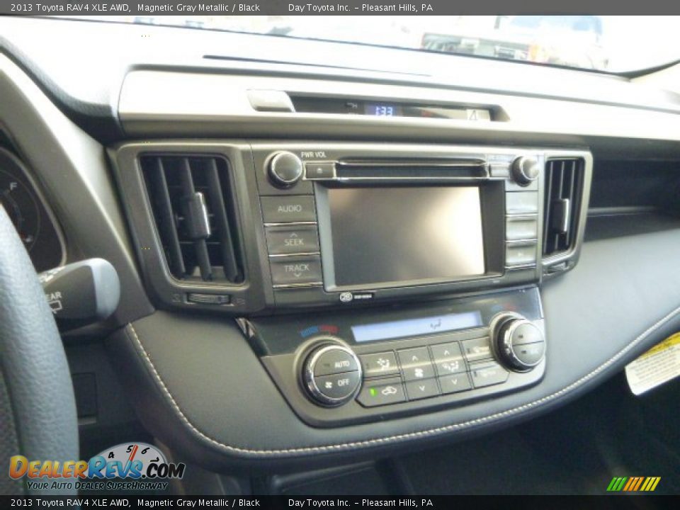 2013 Toyota RAV4 XLE AWD Magnetic Gray Metallic / Black Photo #18