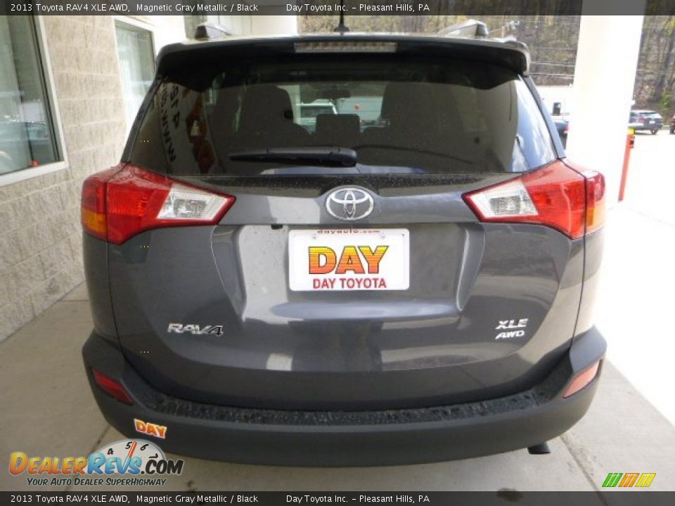 2013 Toyota RAV4 XLE AWD Magnetic Gray Metallic / Black Photo #3