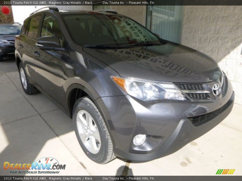 2013 Toyota RAV4 XLE AWD Magnetic Gray Metallic / Black Photo #7