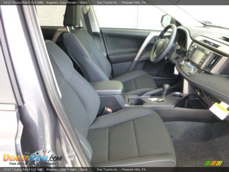 2013 Toyota RAV4 XLE AWD Magnetic Gray Metallic / Black Photo #9