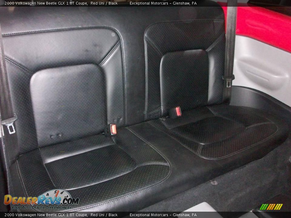 2000 Volkswagen New Beetle GLX 1.8T Coupe Red Uni / Black Photo #23