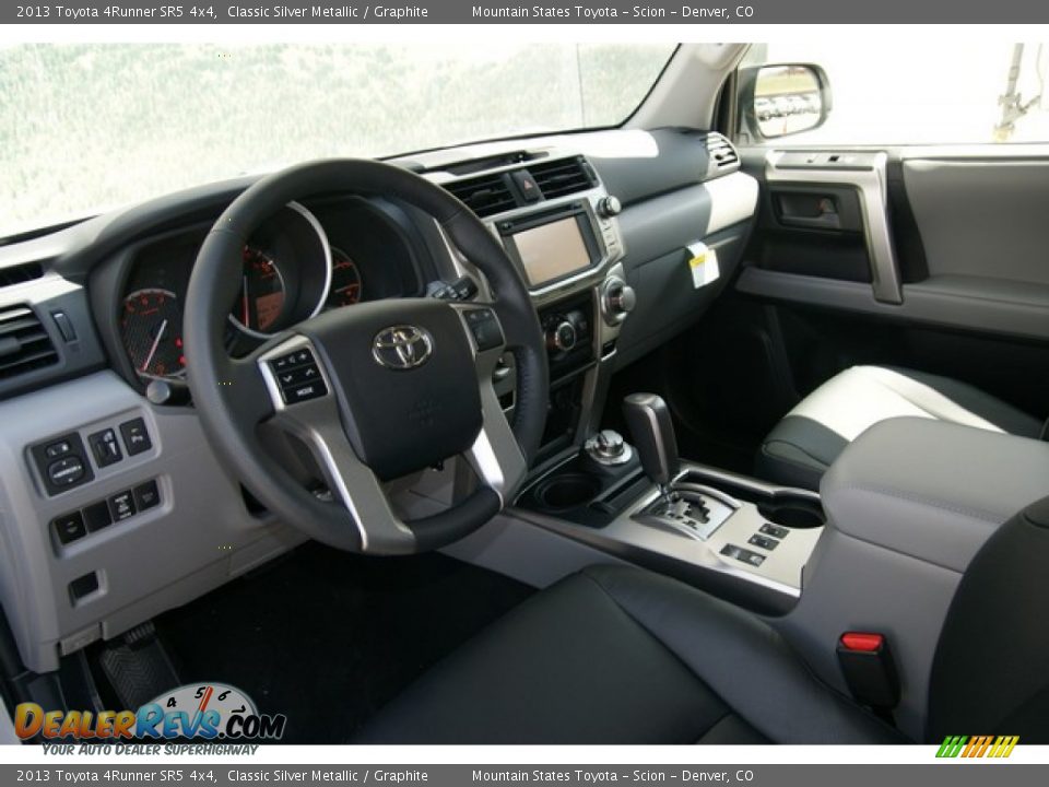 2013 Toyota 4Runner SR5 4x4 Classic Silver Metallic / Graphite Photo #5