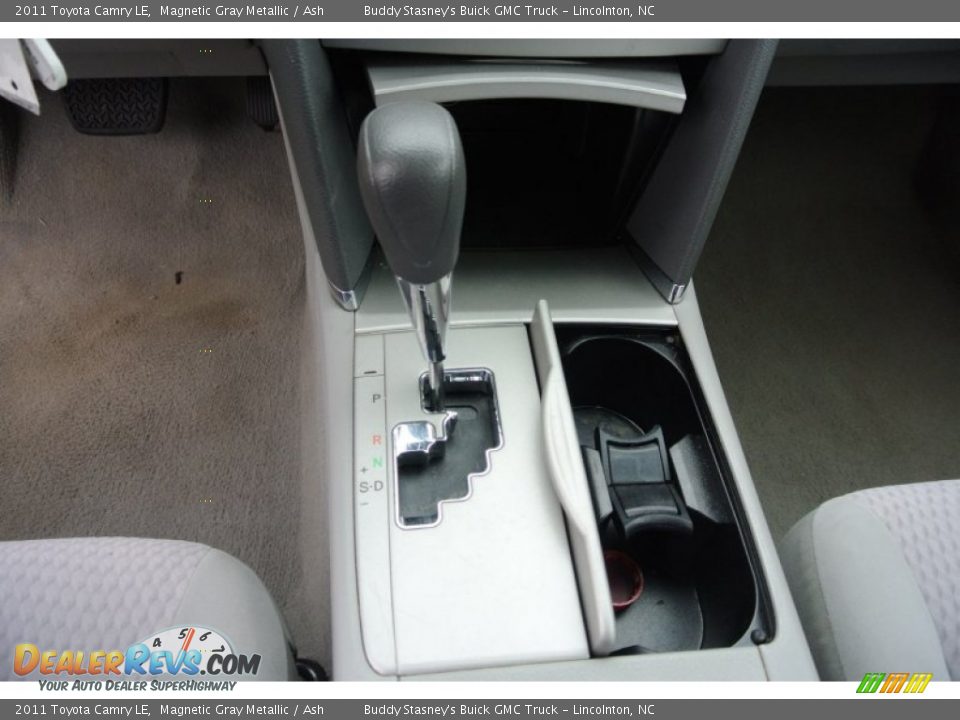 2011 Toyota Camry LE Magnetic Gray Metallic / Ash Photo #9