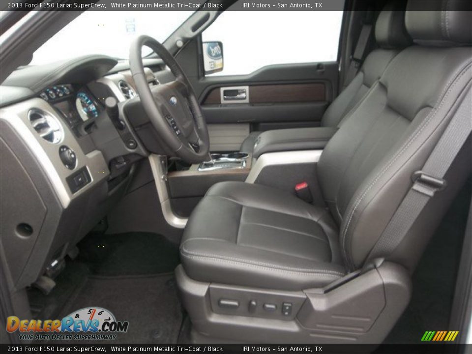 2013 Ford F150 Lariat SuperCrew White Platinum Metallic Tri-Coat / Black Photo #27