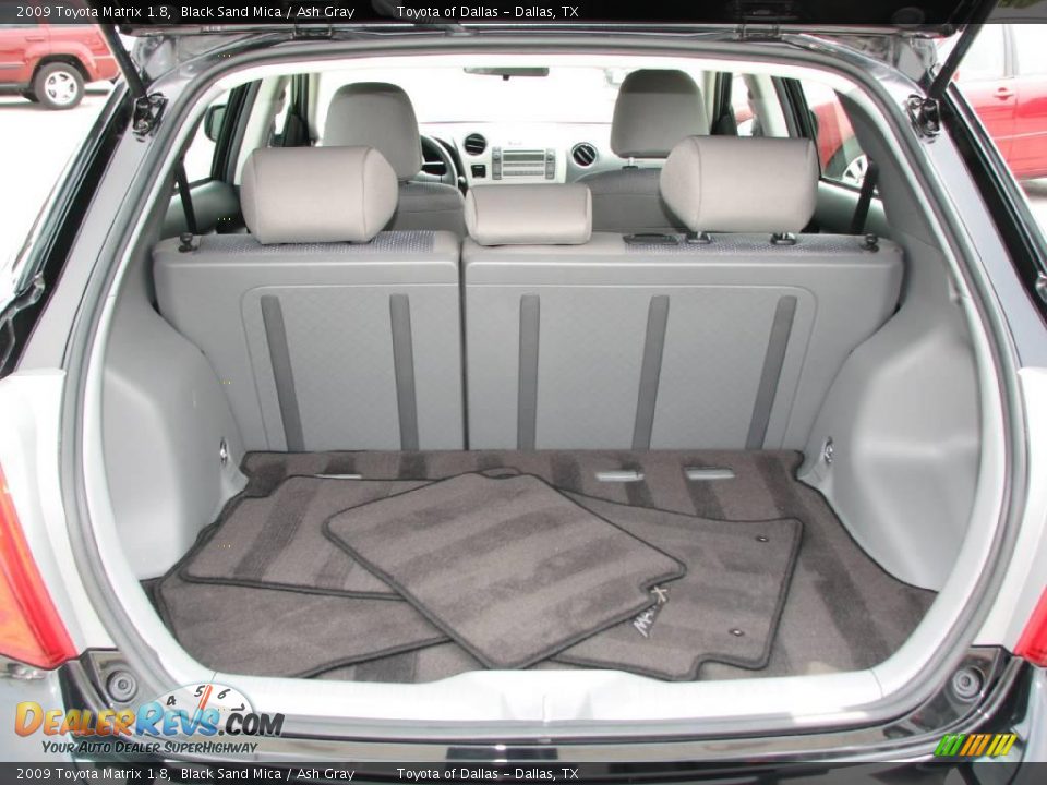 2009 Toyota Matrix 1.8 Black Sand Mica / Ash Gray Photo #7