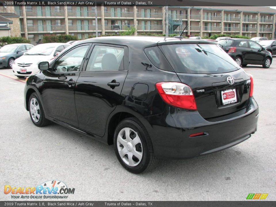 2009 Toyota Matrix 1.8 Black Sand Mica / Ash Gray Photo #8
