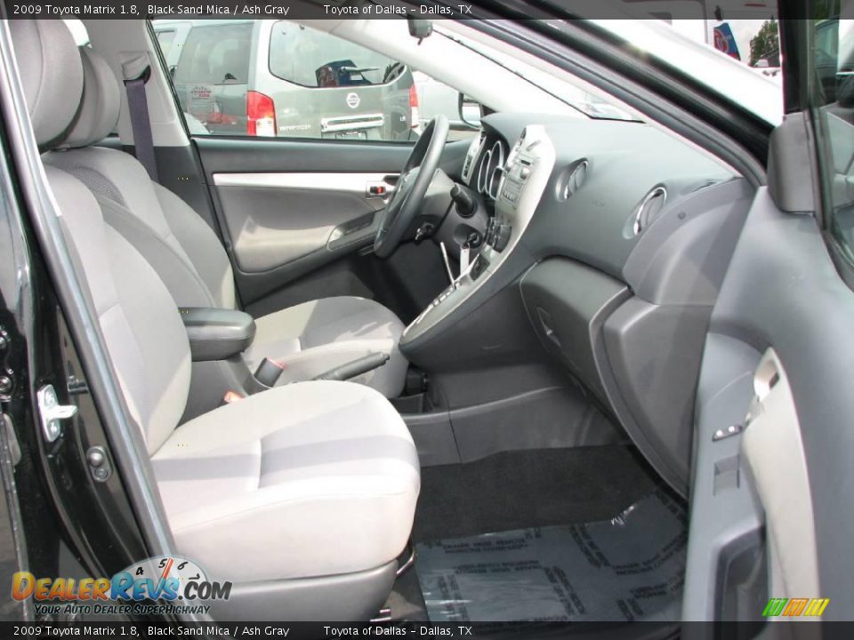 2009 Toyota Matrix 1.8 Black Sand Mica / Ash Gray Photo #10