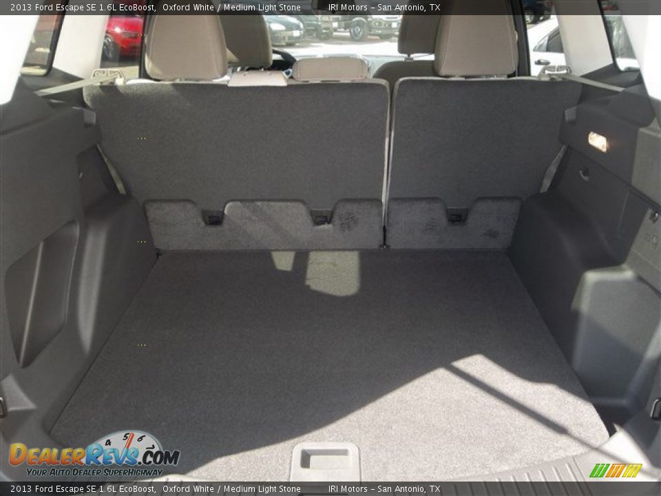 2013 Ford Escape SE 1.6L EcoBoost Oxford White / Medium Light Stone Photo #8
