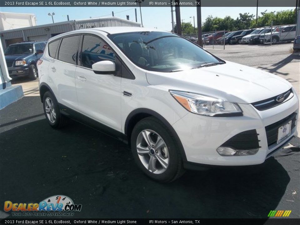 2013 Ford Escape SE 1.6L EcoBoost Oxford White / Medium Light Stone Photo #10