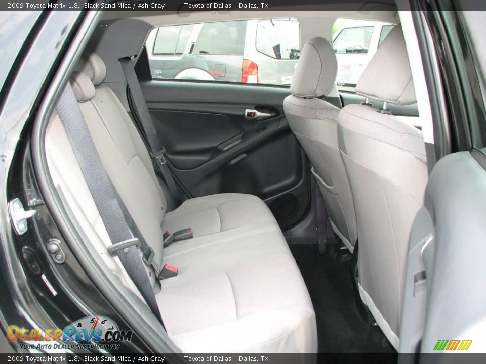 2009 Toyota Matrix 1.8 Black Sand Mica / Ash Gray Photo #11